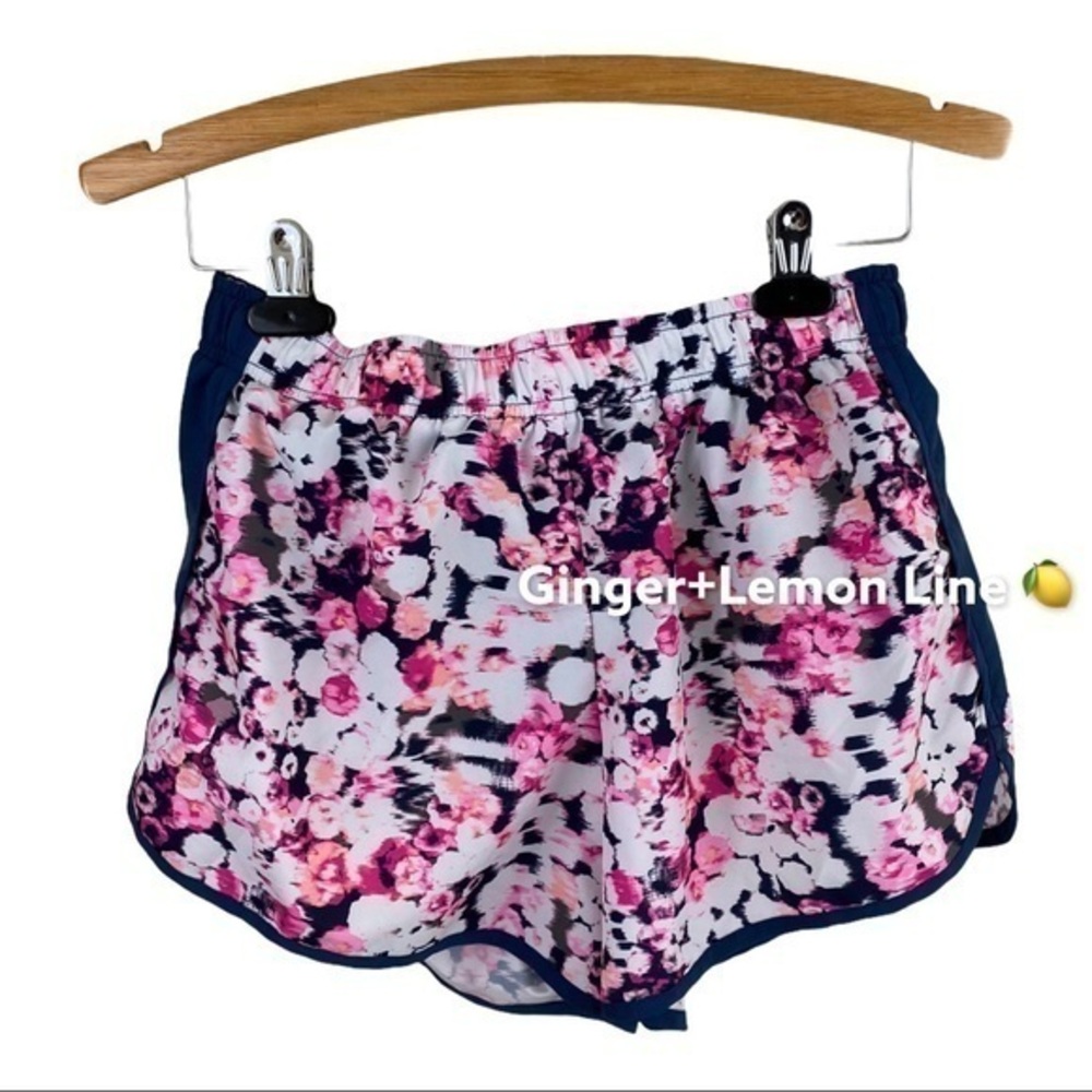 Pink Floral Athletic Xersion Jaclyn Running Shorts Small
